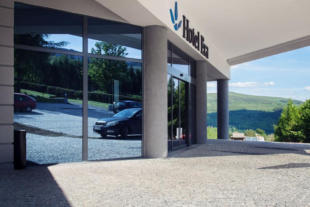 Hotel Era Świeradów-Zdrój Kültér fotó
